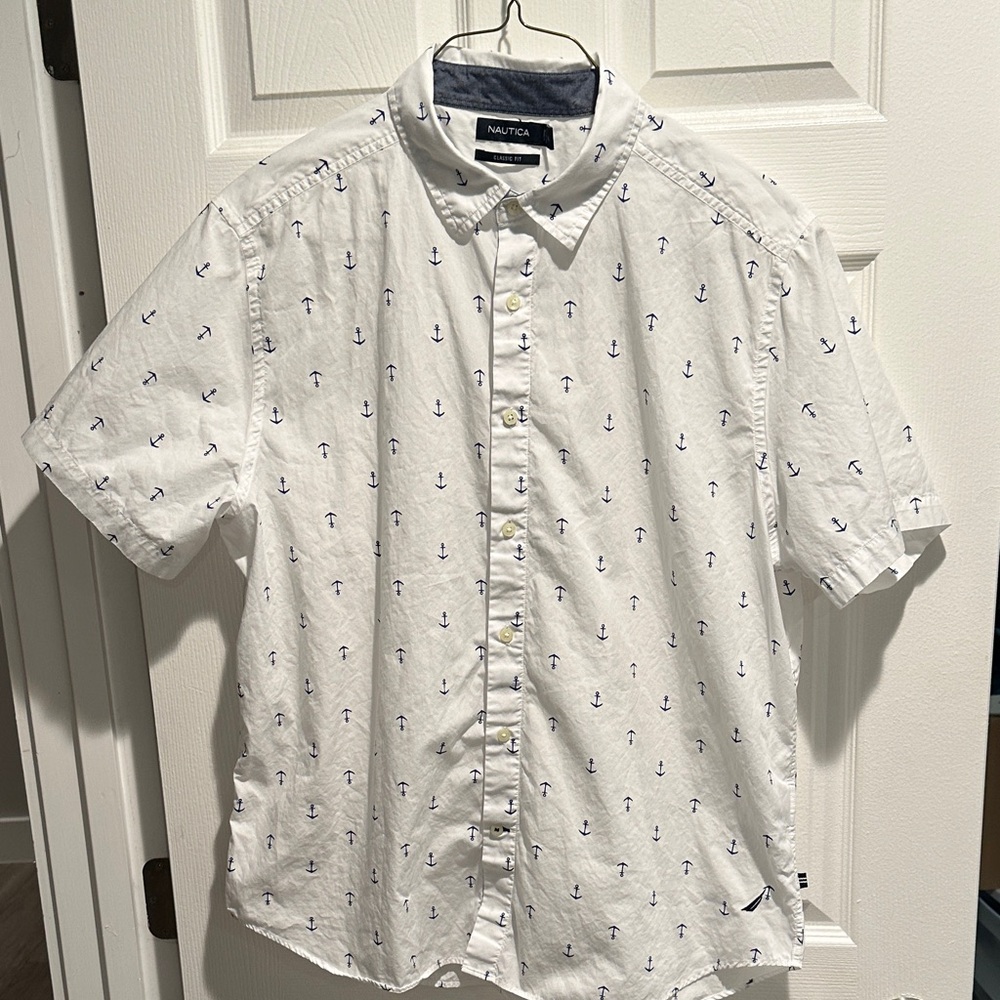 Nautica Men's XL Casual White Shirt with Blue Anchors